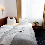 Oda ve Kahvaltı Inselhotel Cornelius Norderney