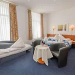 Inselhotel Cornelius فندق مبيت وإفطار نورديرني