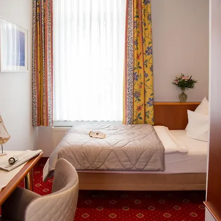 Inselhotel Cornelius *