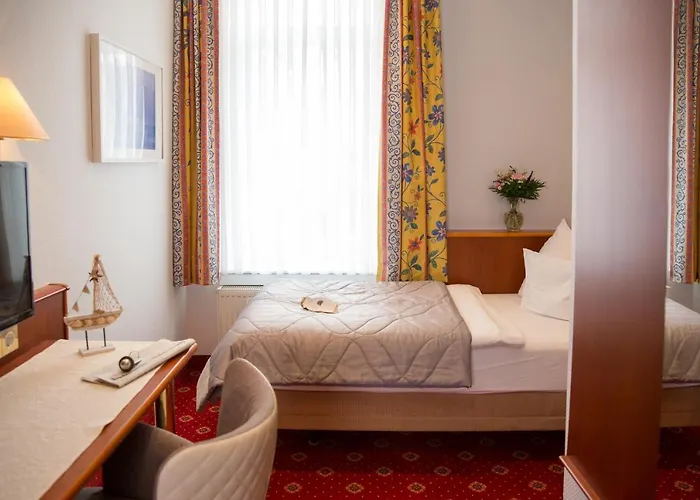 Inselhotel Cornelius 3*